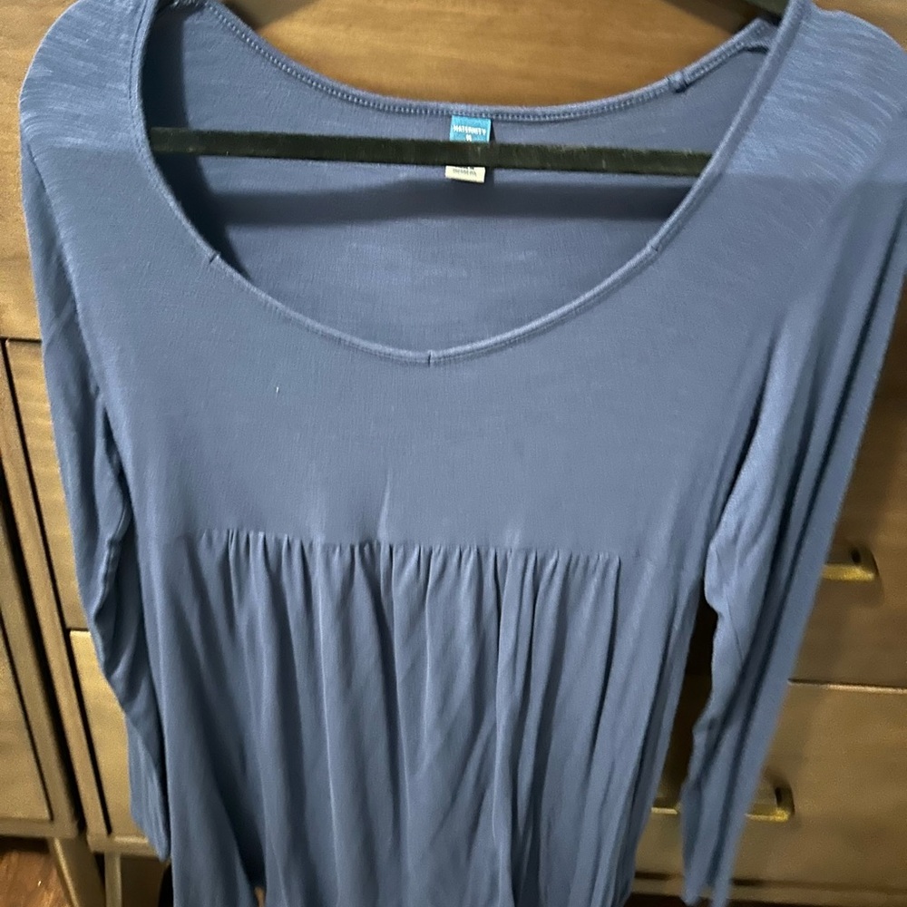 Old Navy Maternity Long Sleeve Top
